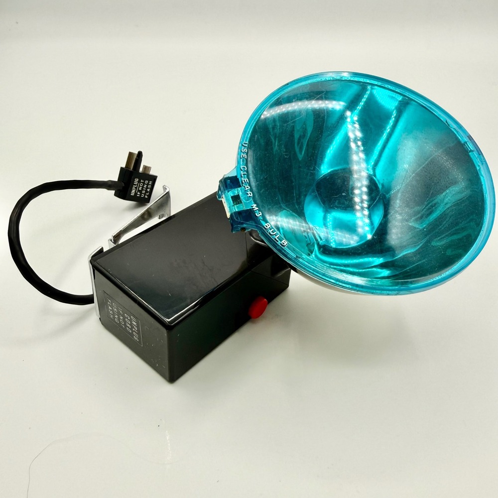 Polaroid Model 268 Flashgun for Land Cameras Vintage Blue Shield Flash Unit